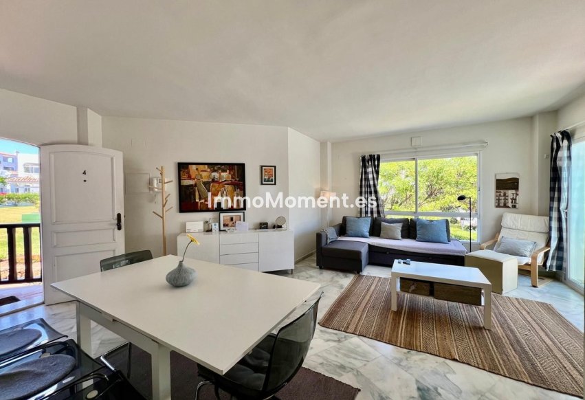 Resale - Apartment - Marbella - Elviria