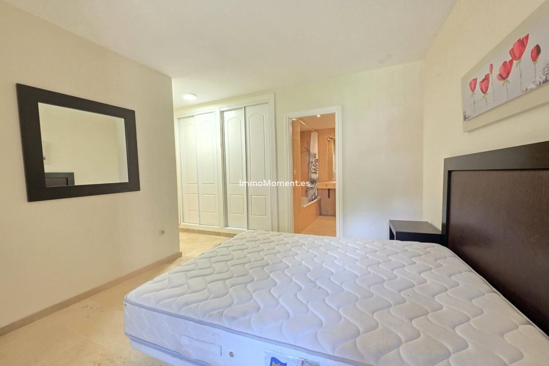 Resale - Apartment - Marbella - Elviria
