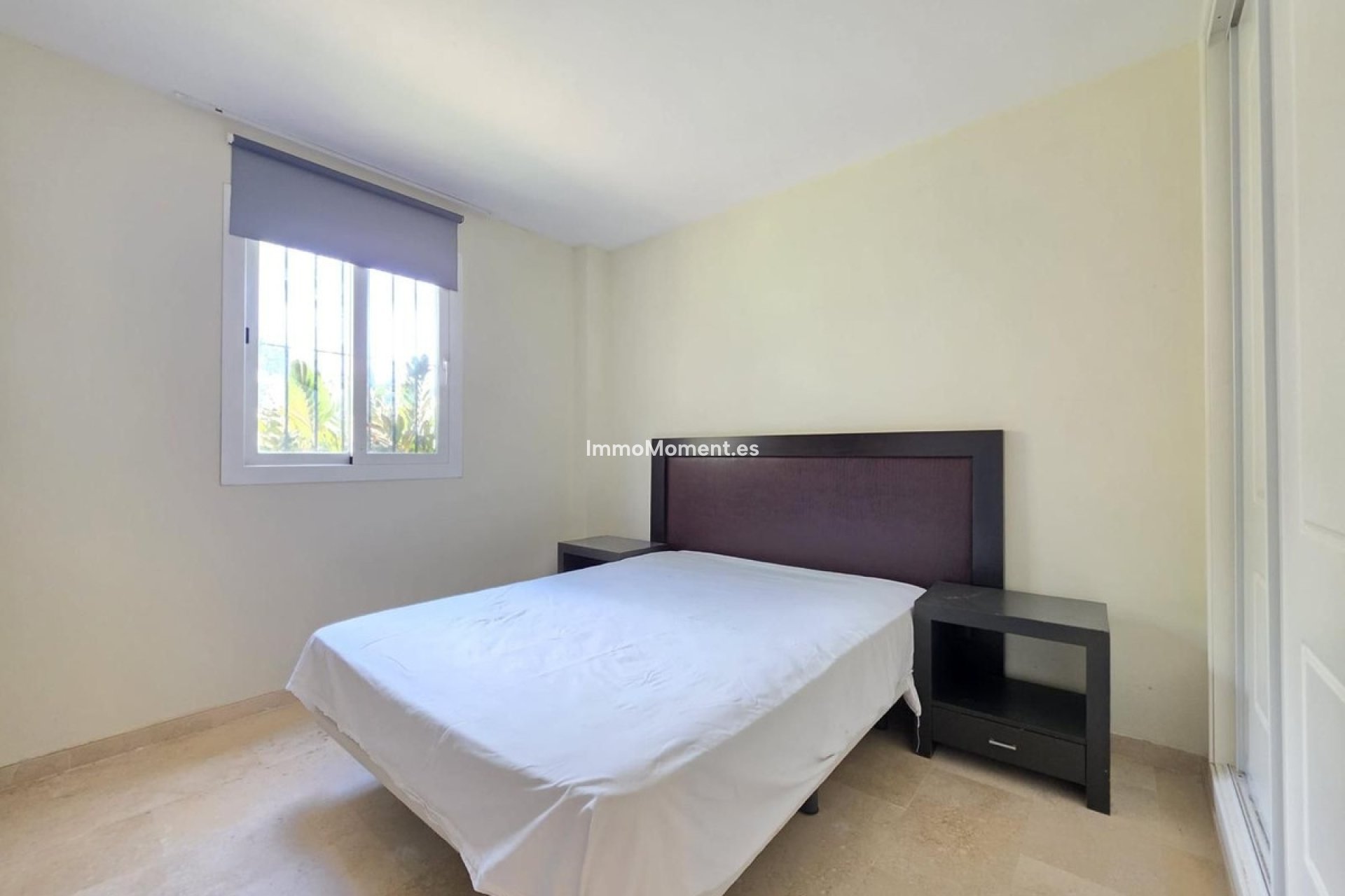 Resale - Apartment - Marbella - Elviria