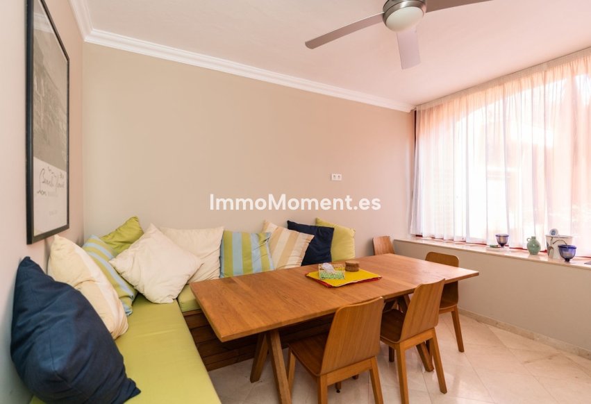 Resale - Apartment - Marbella - Elviria