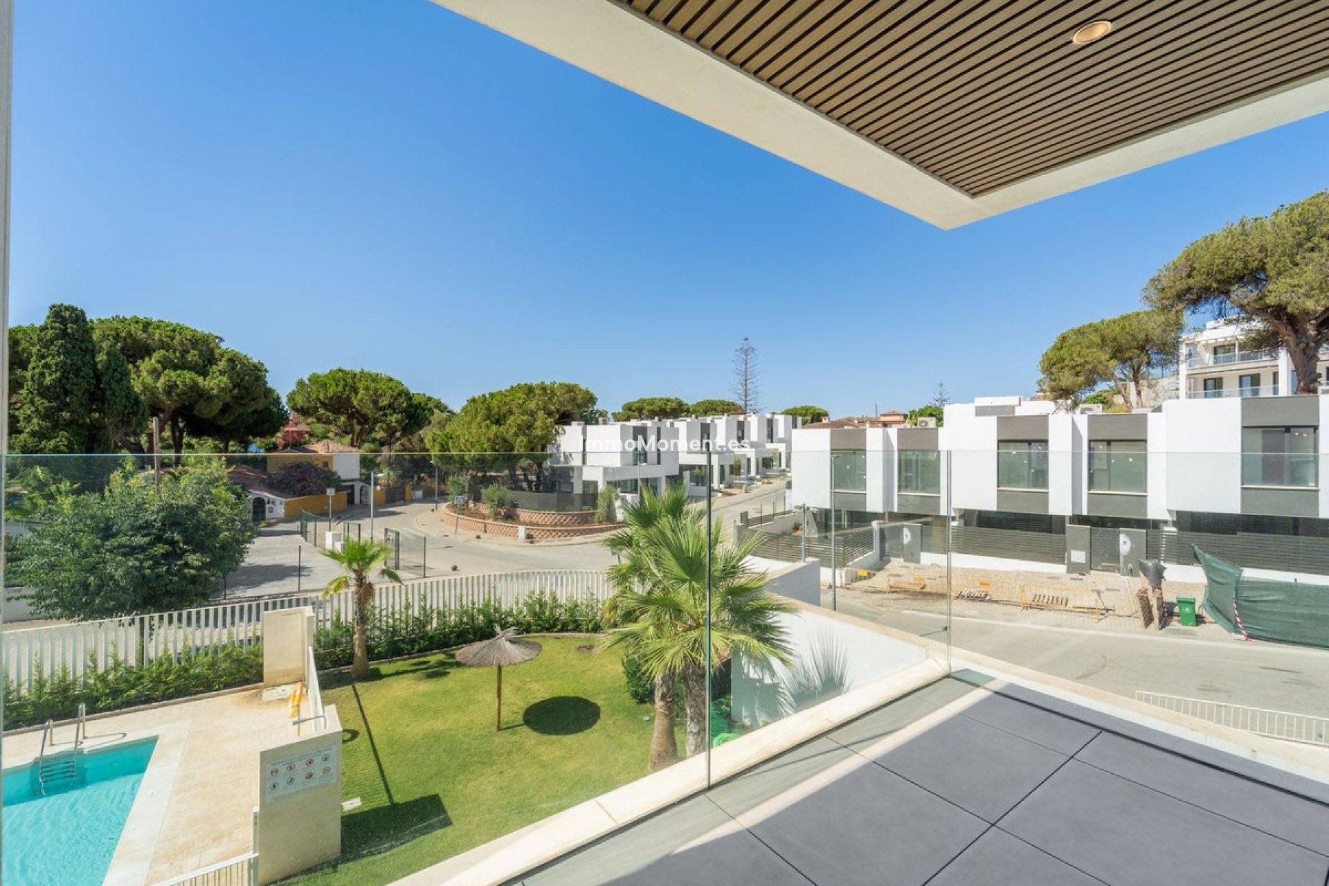 Resale - Apartment - Marbella - Elviria
