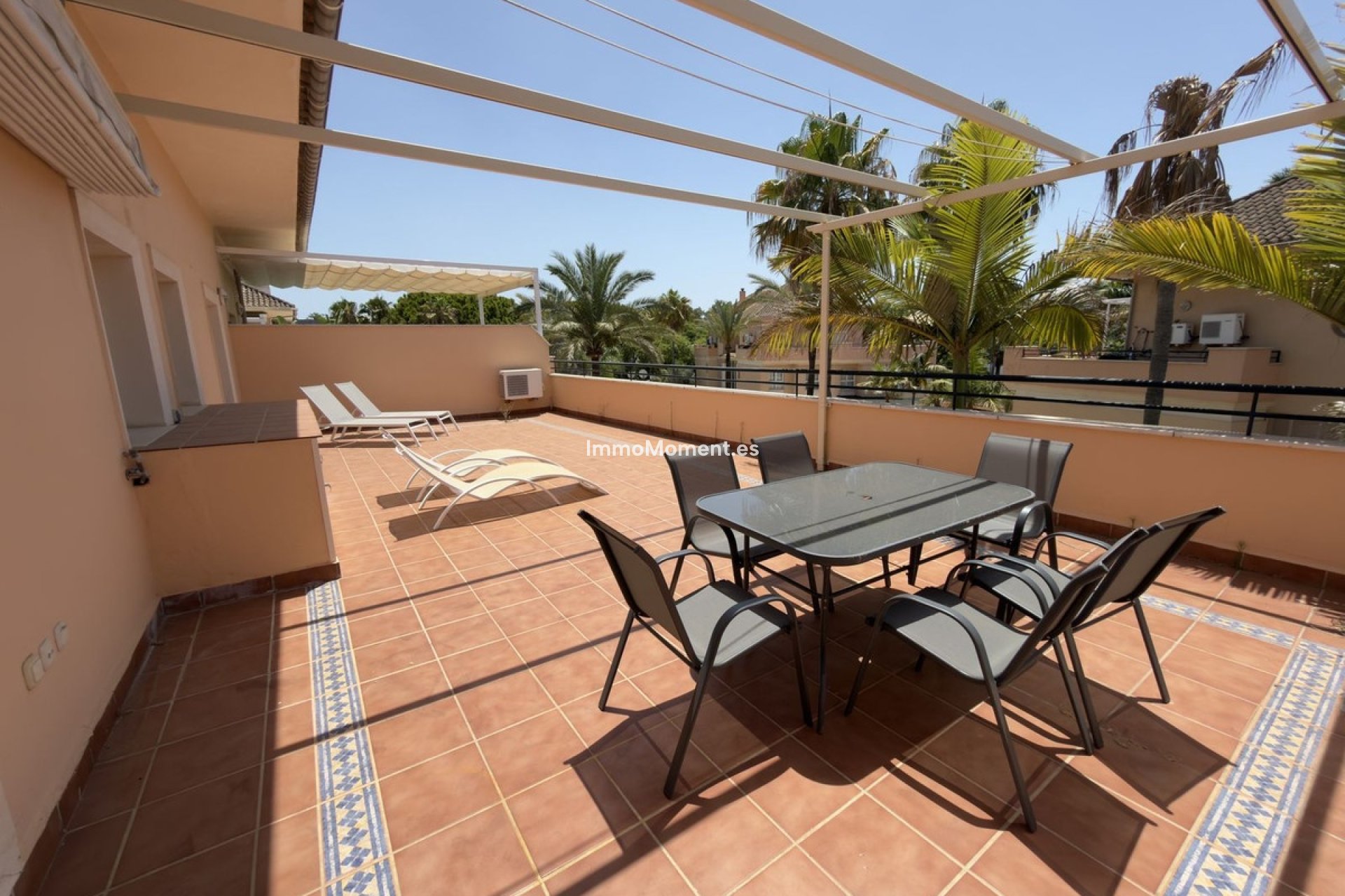 Resale - Apartment - Marbella - Elviria