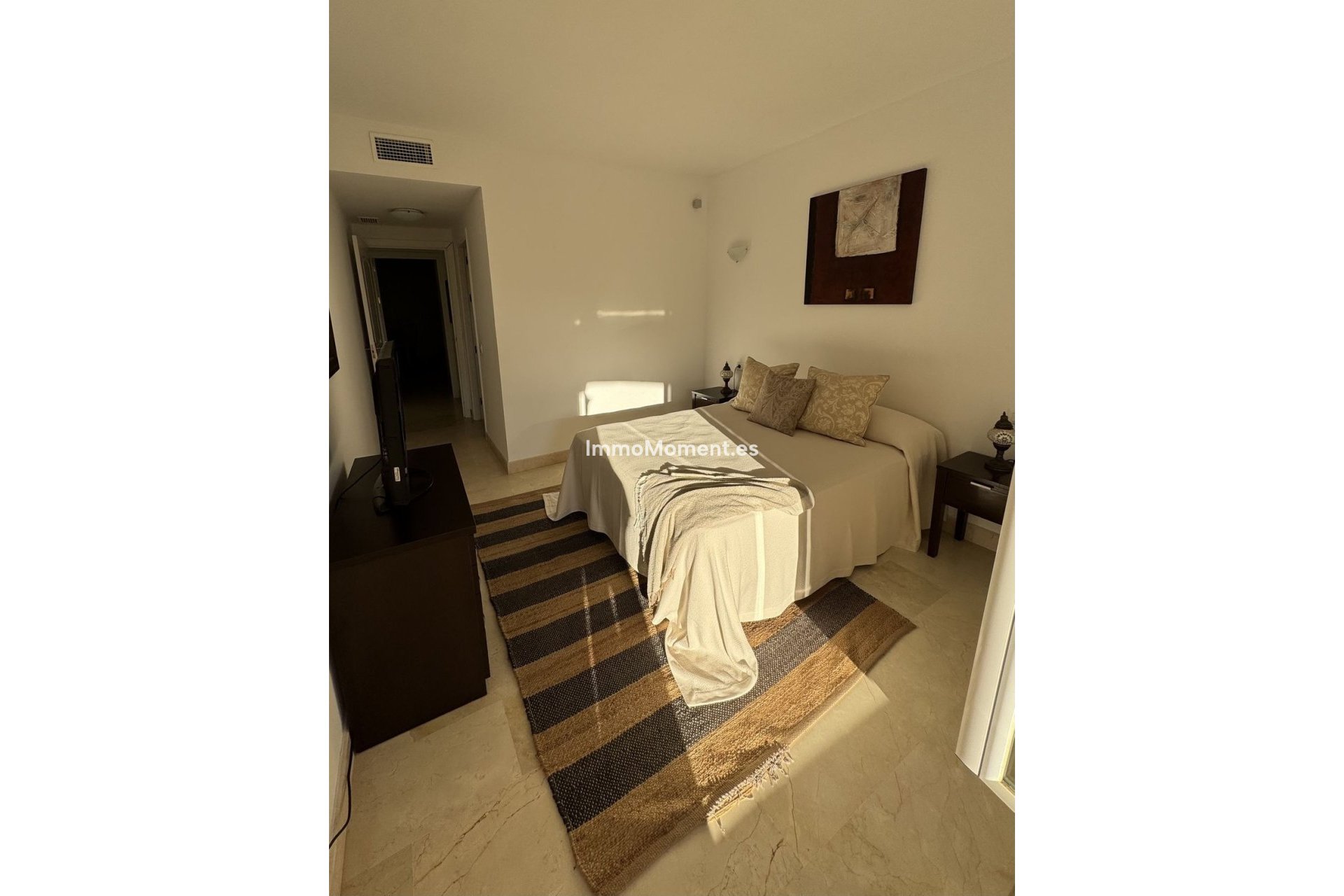 Resale - Apartment - Marbella - Elviria