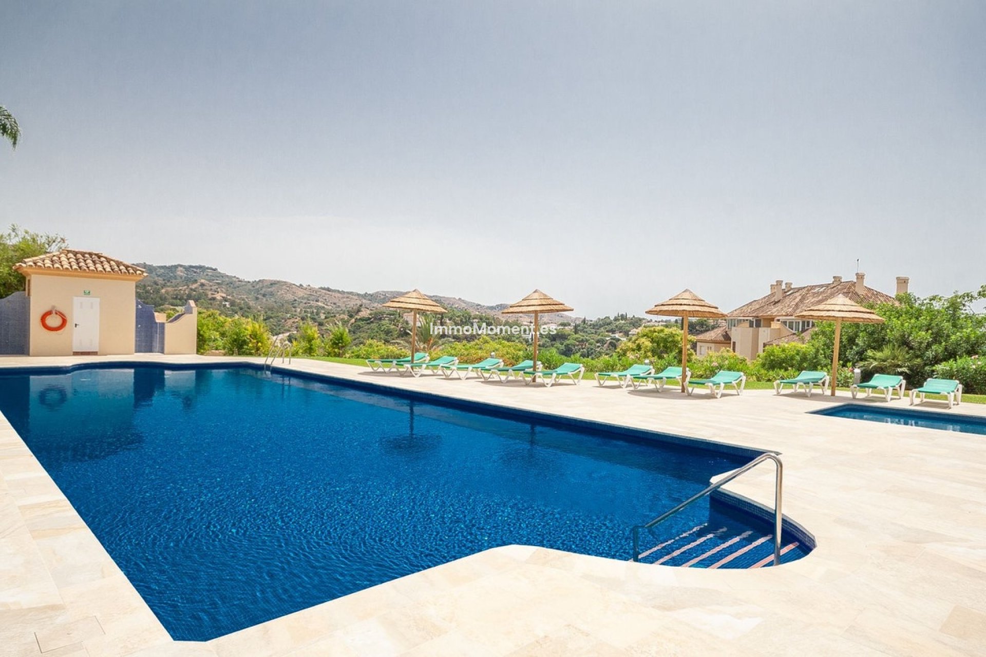 Resale - Apartment - Marbella - Elviria
