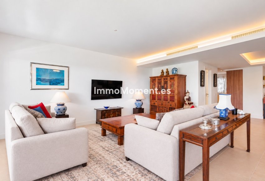 Resale - Apartment - Marbella - Guadalmina Alta