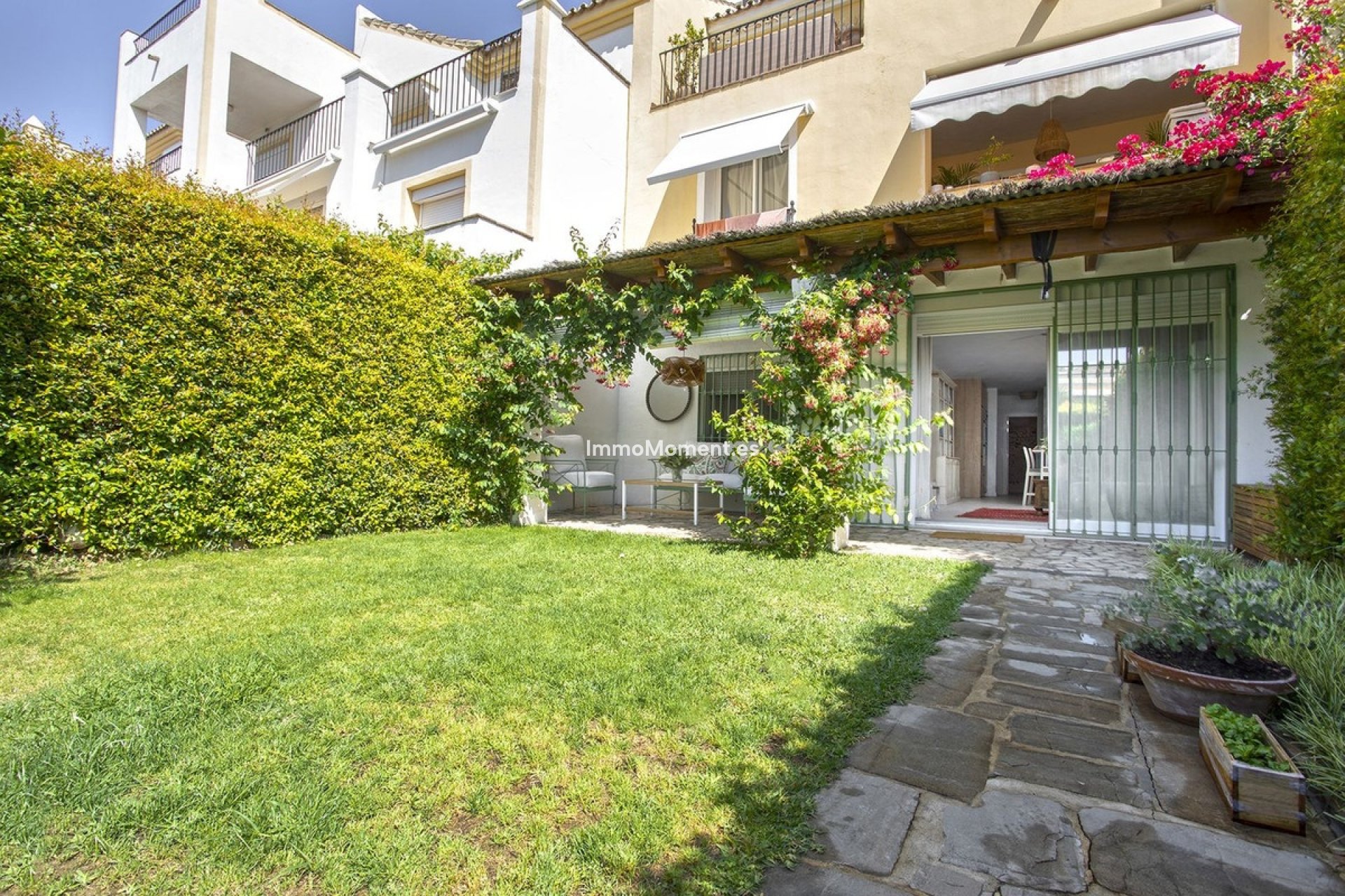 Resale - Apartment - Marbella - Guadalmina Alta