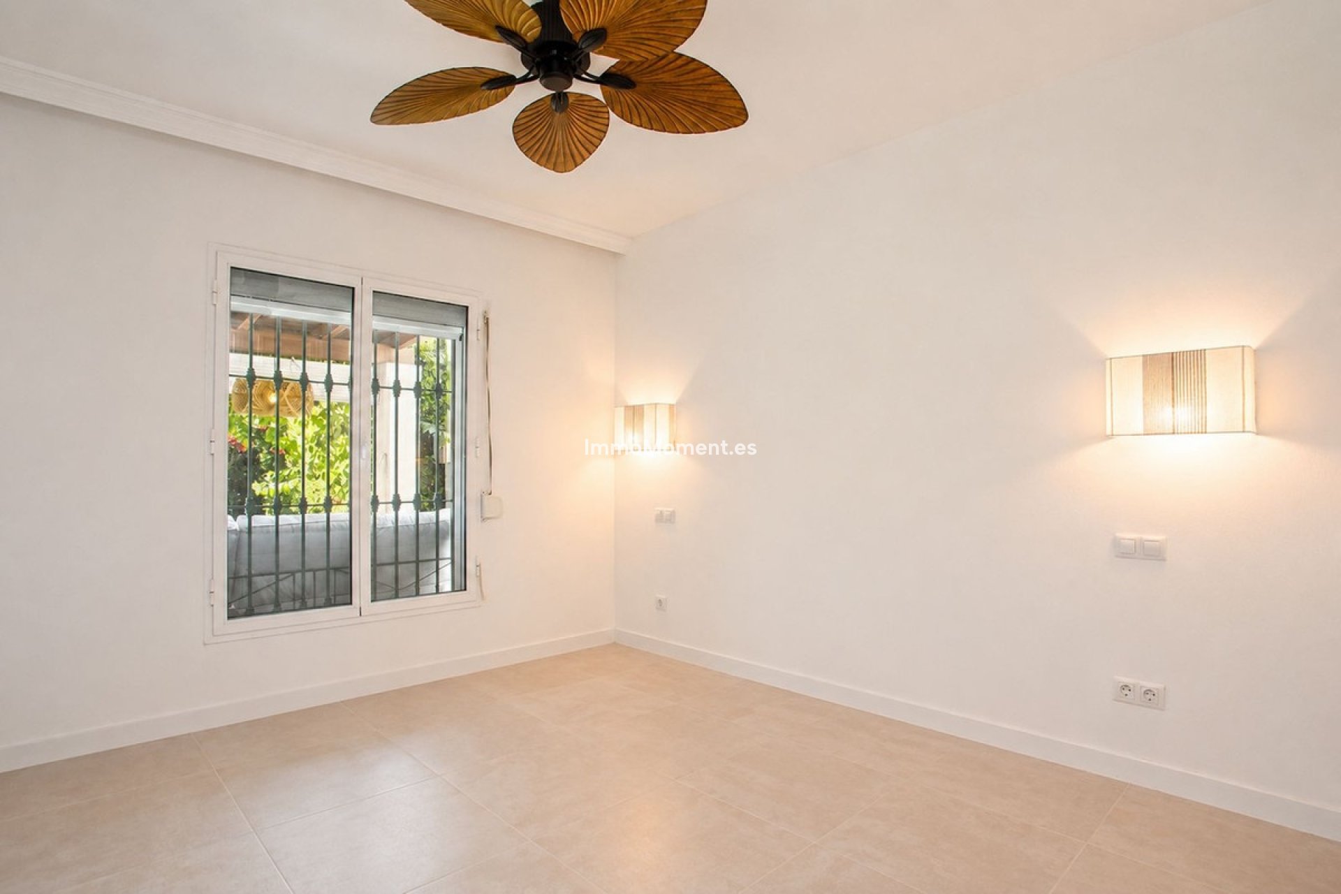 Resale - Apartment - Marbella - Guadalmina Alta