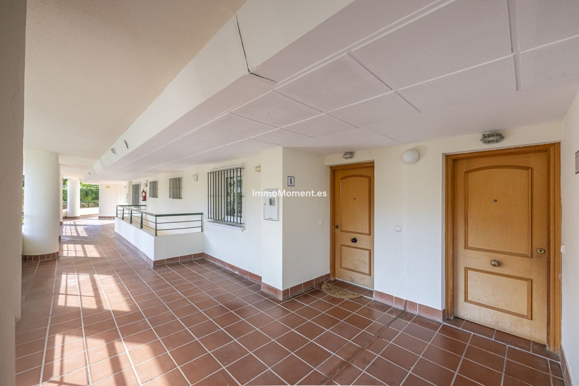 Resale - Apartment - Marbella - Guadalmina Alta
