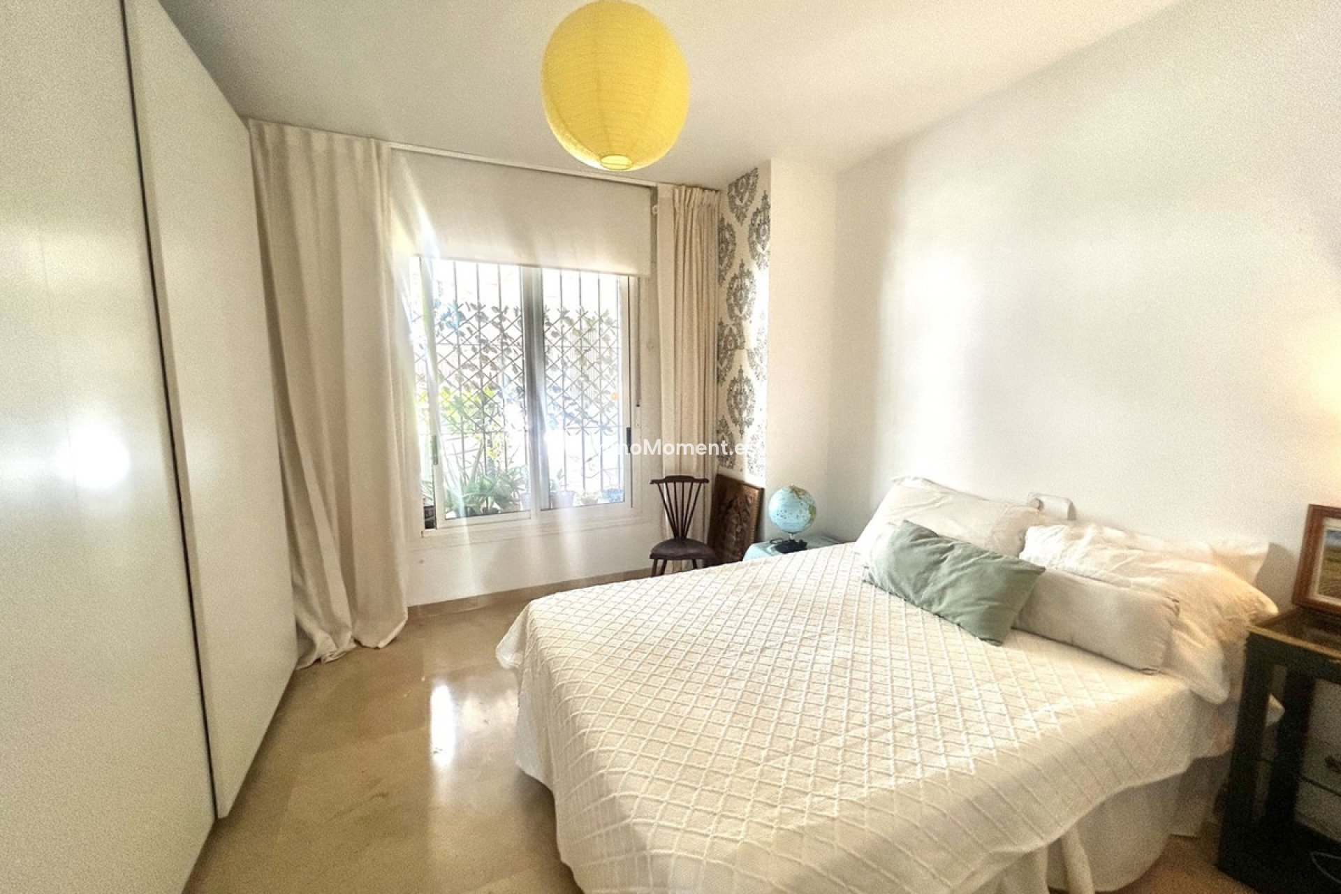Resale - Apartment - Marbella - Guadalmina Alta