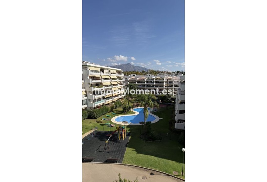 Resale - Apartment - Marbella - Guadalmina Alta