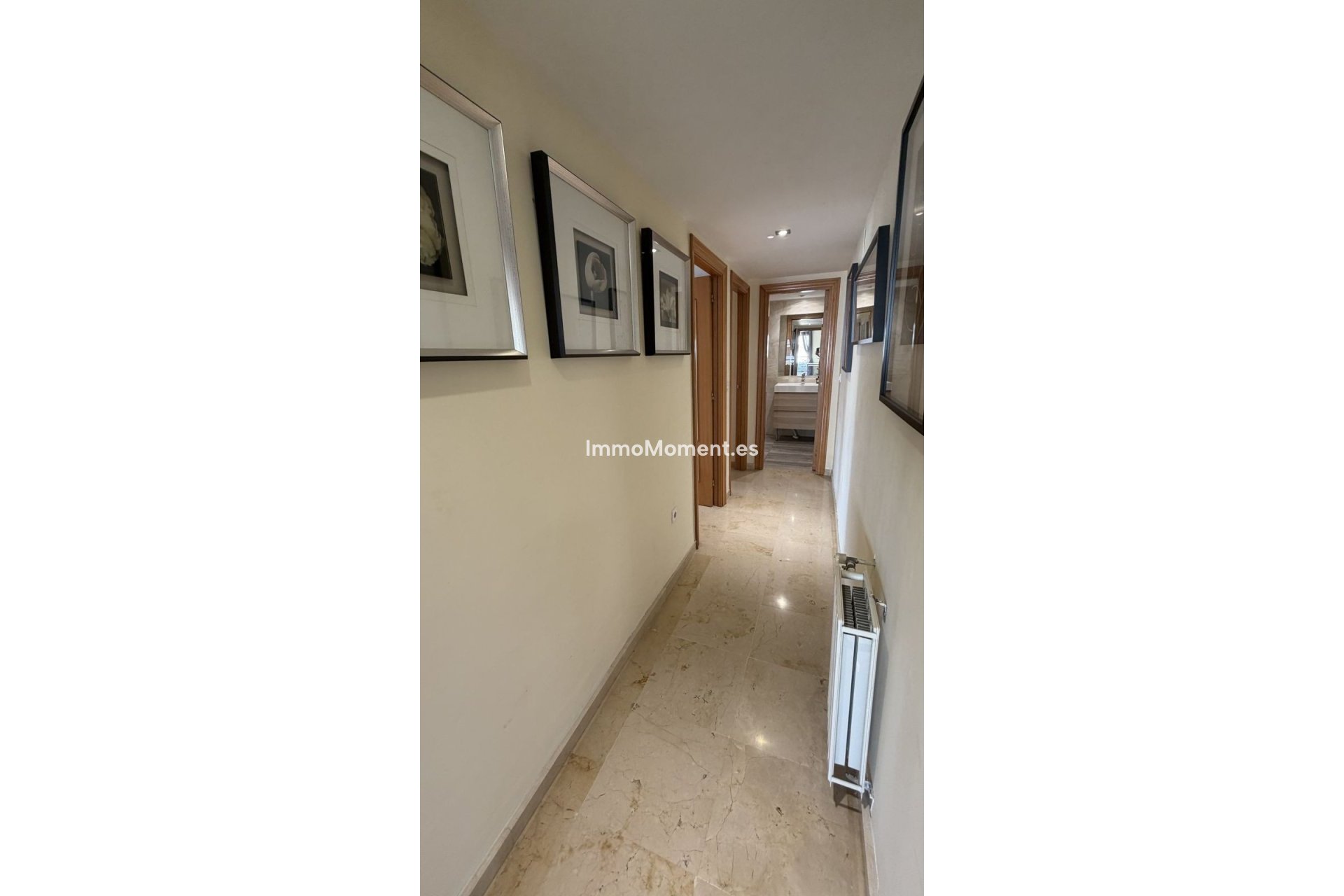 Resale - Apartment - Marbella - Guadalmina Alta