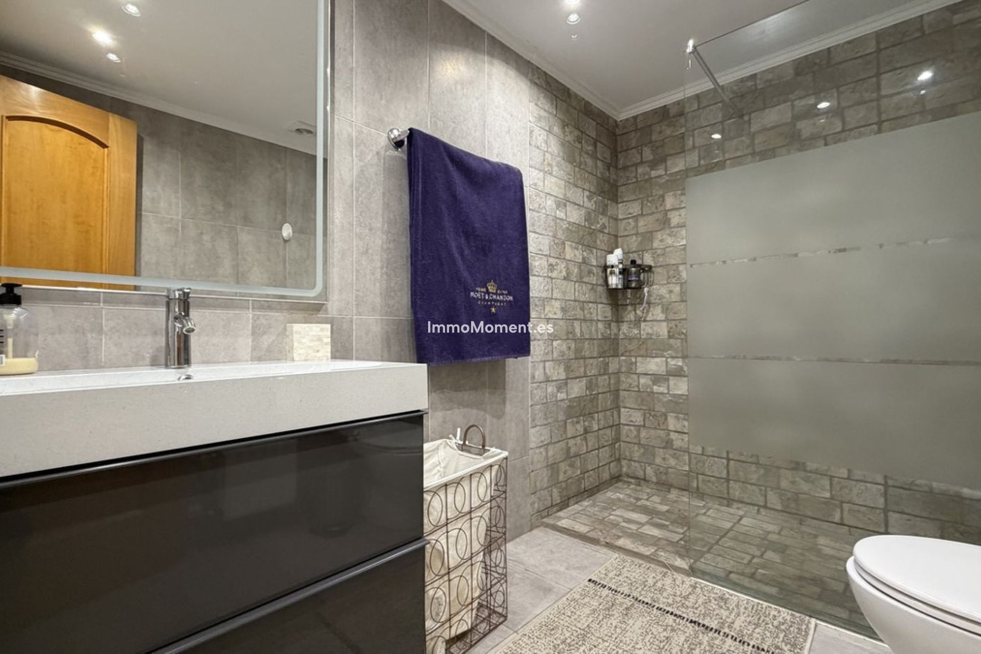 Resale - Apartment - Marbella - Guadalmina Alta