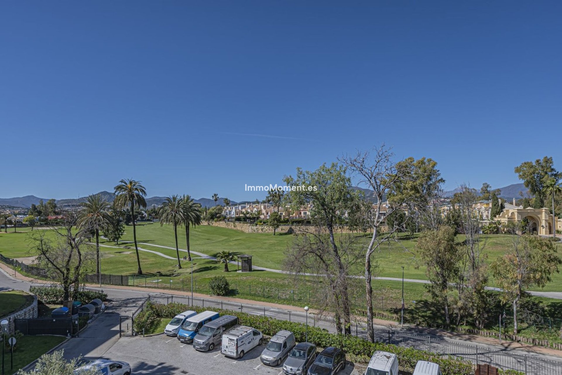 Resale - Apartment - Marbella - Guadalmina Alta