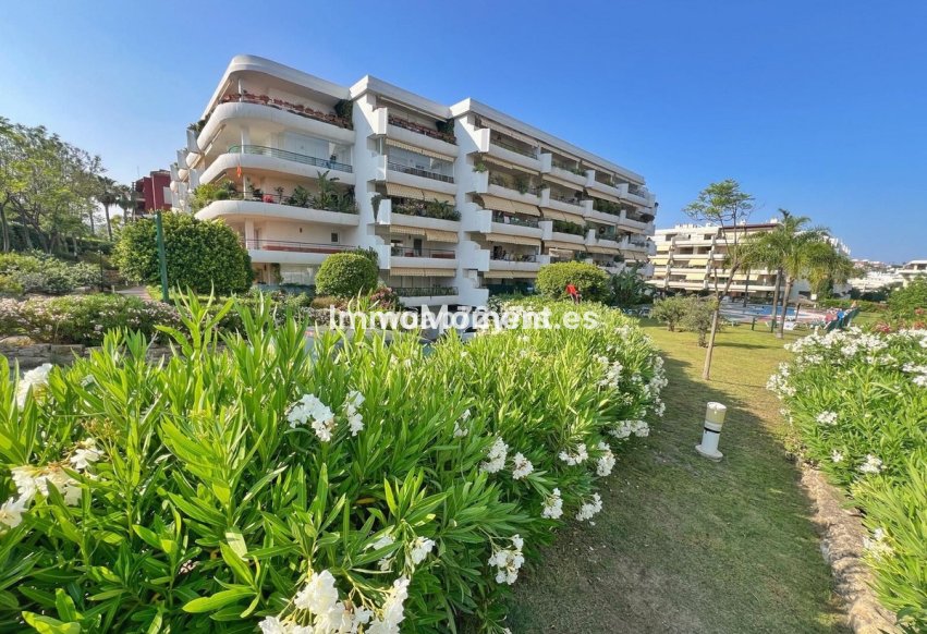 Resale - Apartment - Marbella - Guadalmina Alta