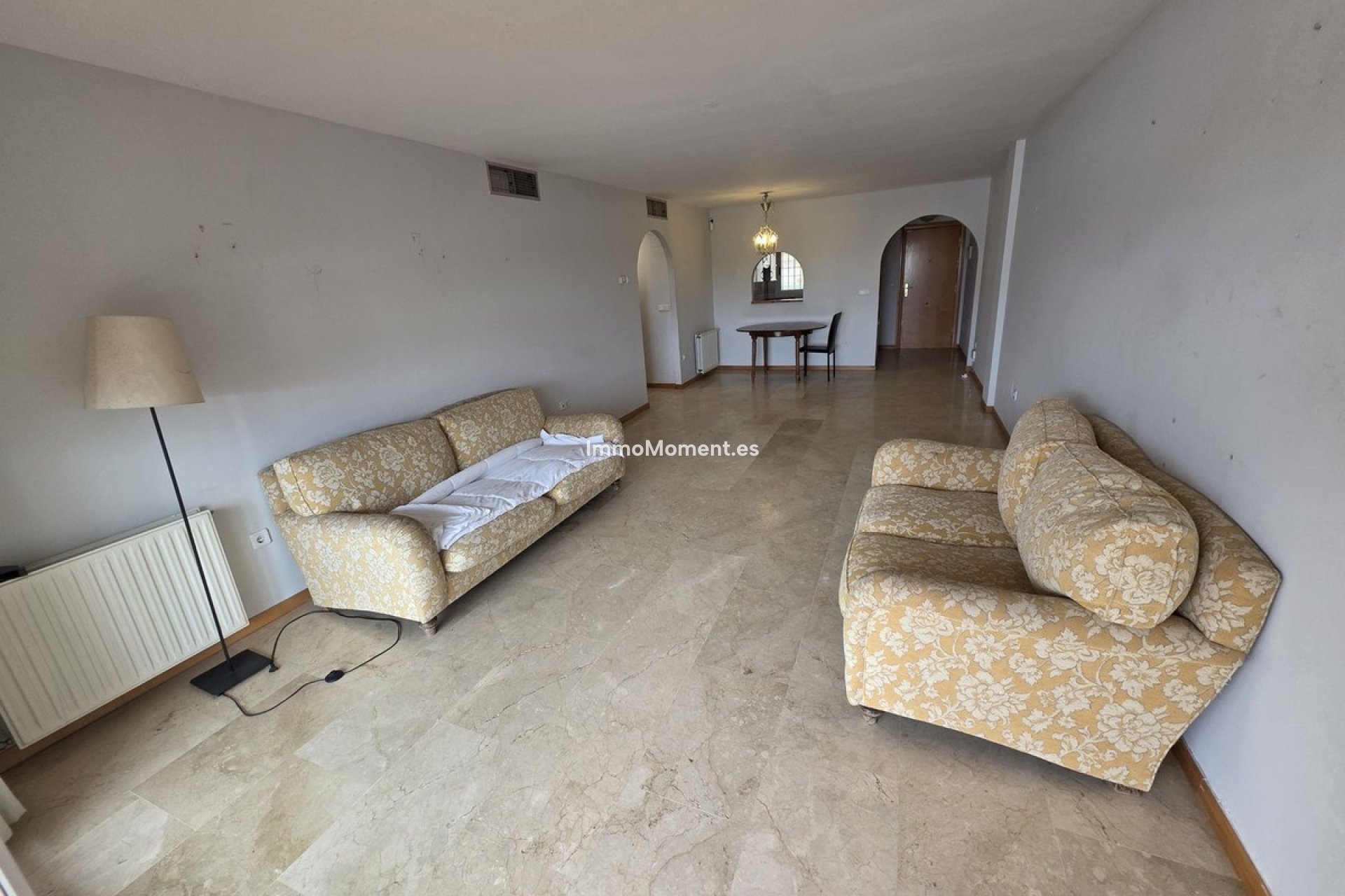 Resale - Apartment - Marbella - Guadalmina Alta