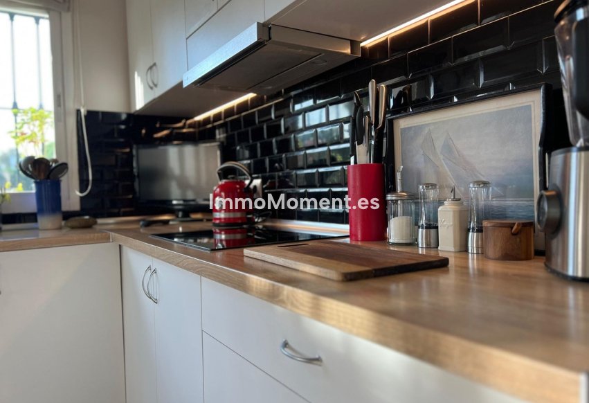 Resale - Apartment - Marbella - Guadalmina Alta