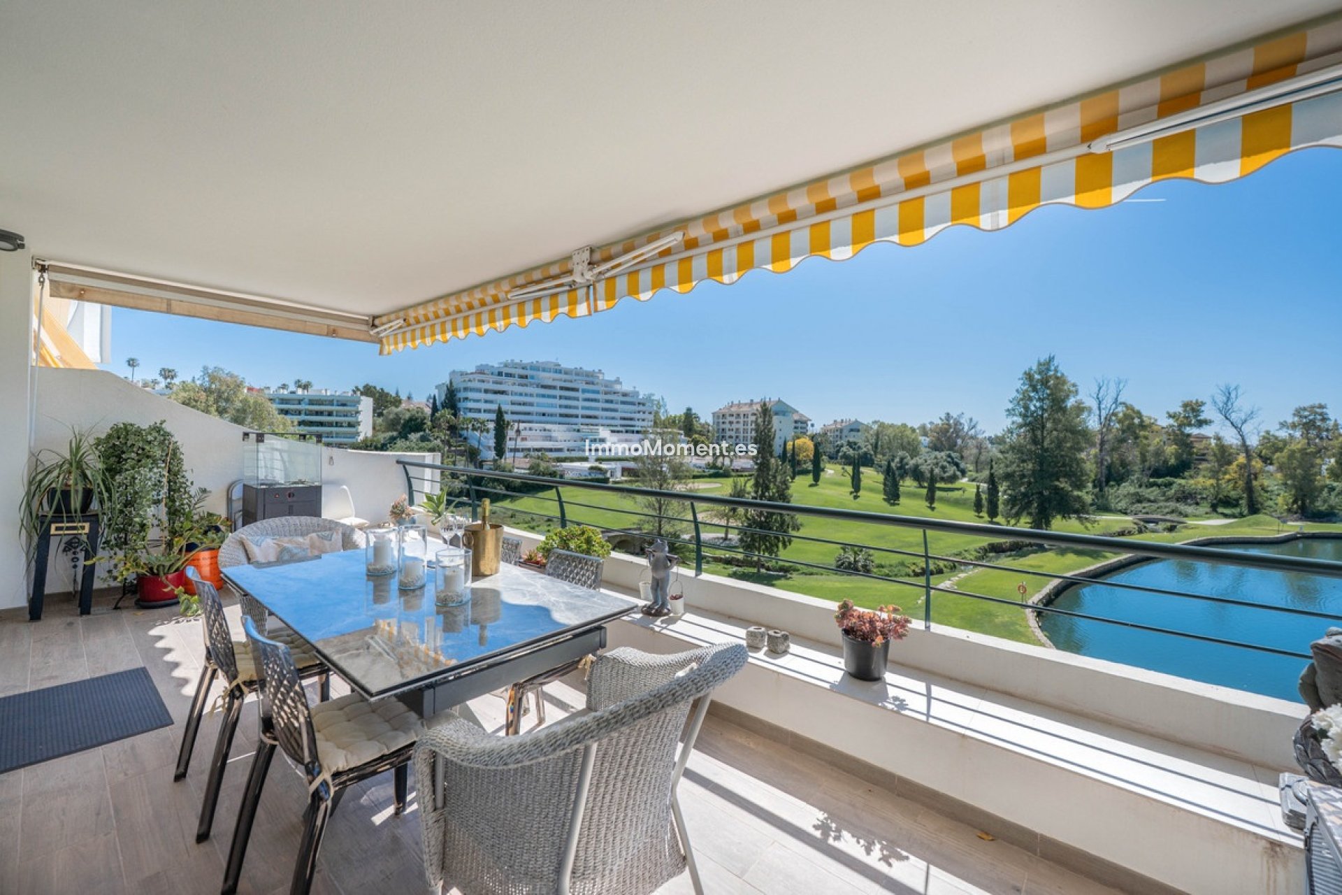 Resale - Apartment - Marbella - Guadalmina Alta