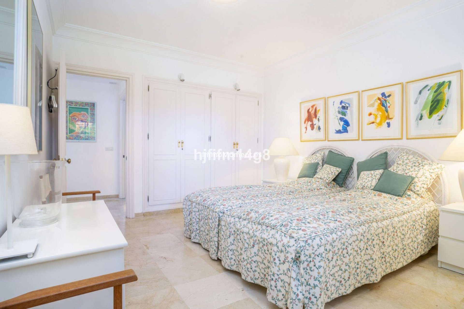 Resale - Apartment - Marbella - Guadalmina Alta