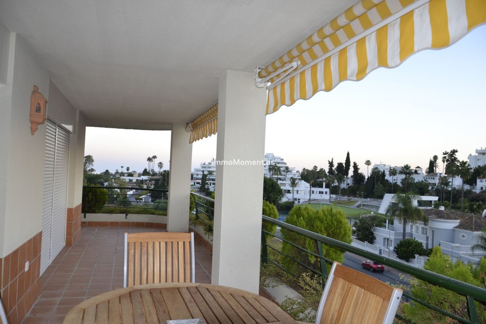 Resale - Apartment - Marbella - Guadalmina Alta