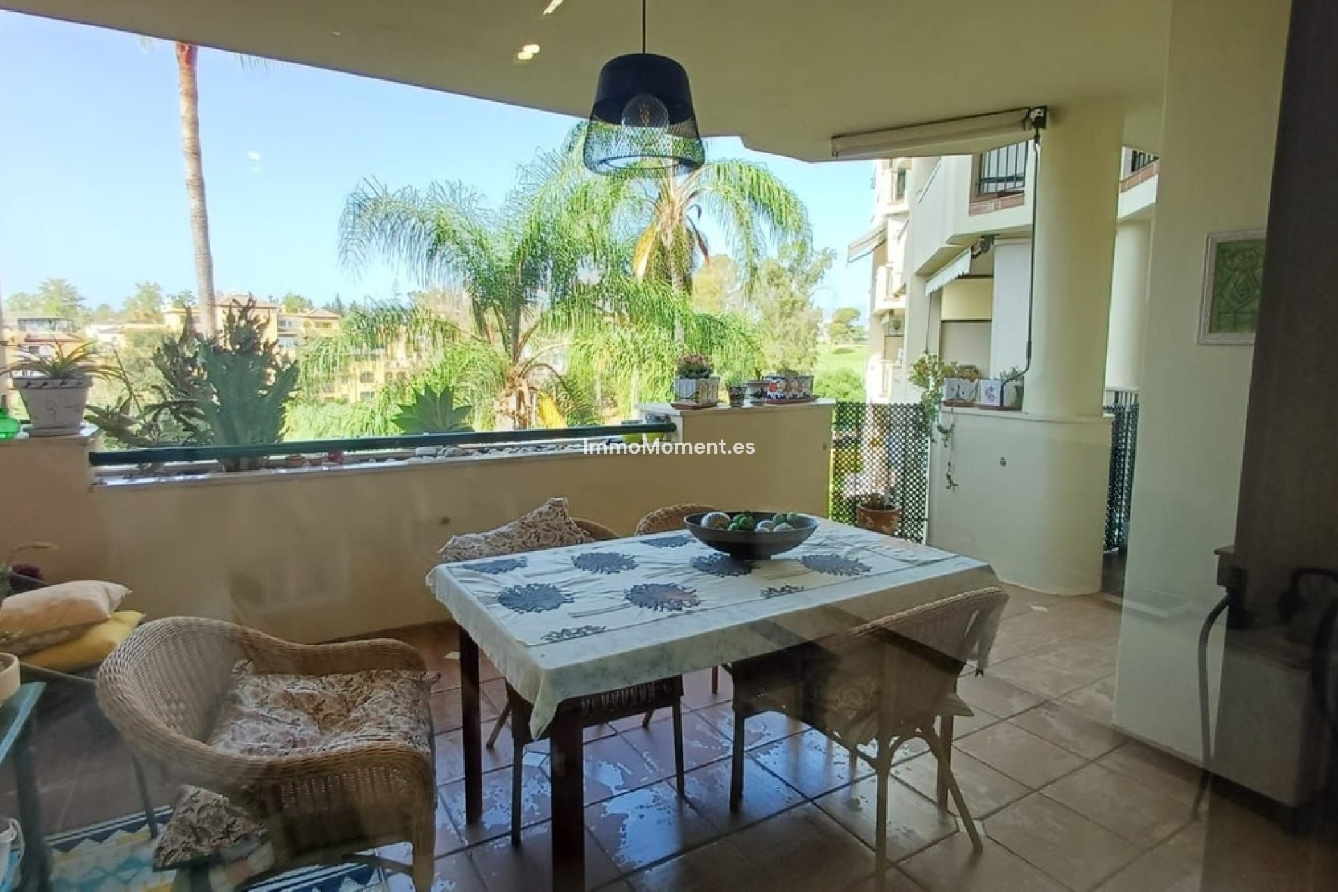 Resale - Apartment - Marbella - Guadalmina Alta