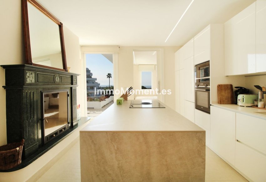 Resale - Apartment - Marbella - Guadalmina Alta