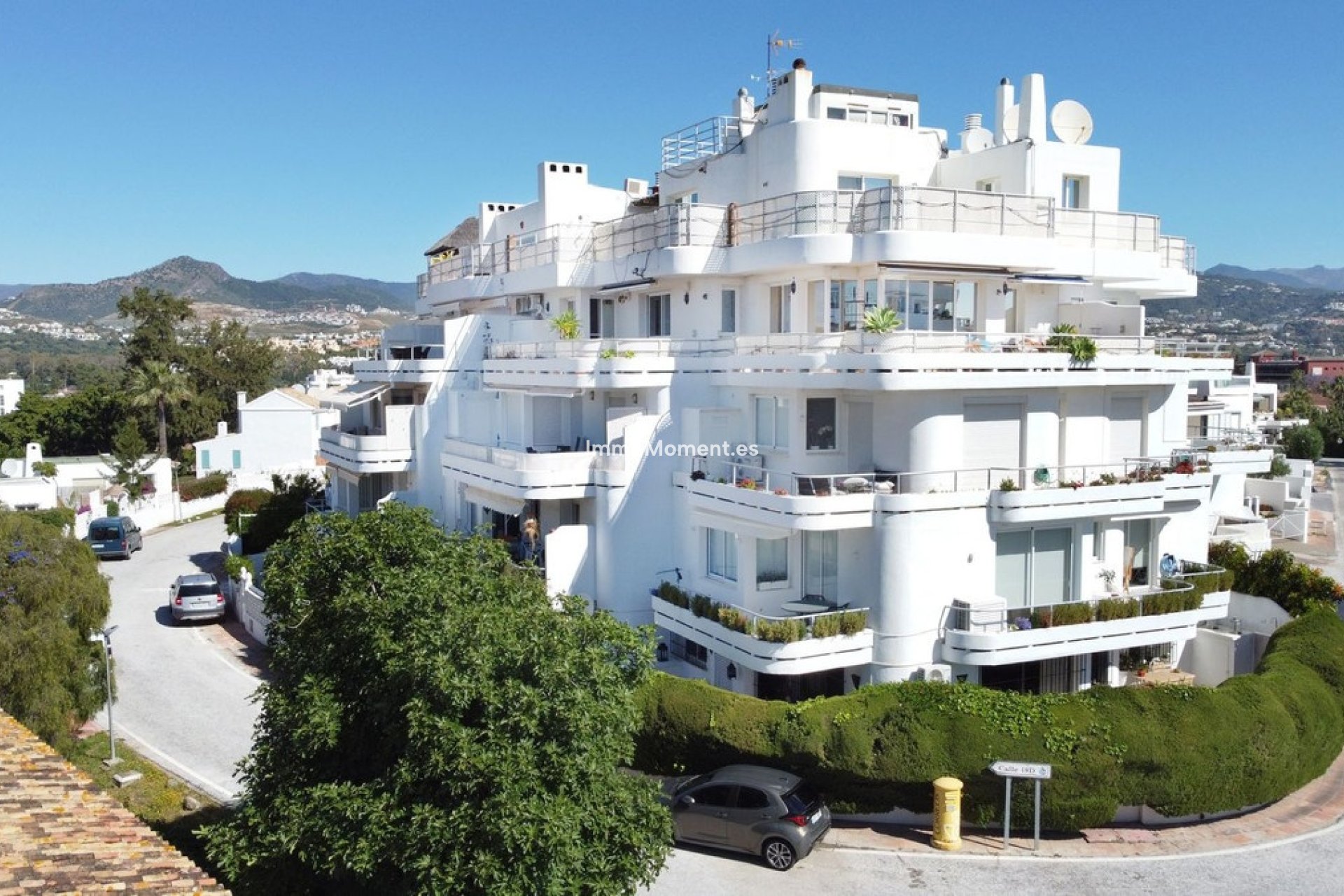 Resale - Apartment - Marbella - Guadalmina Alta