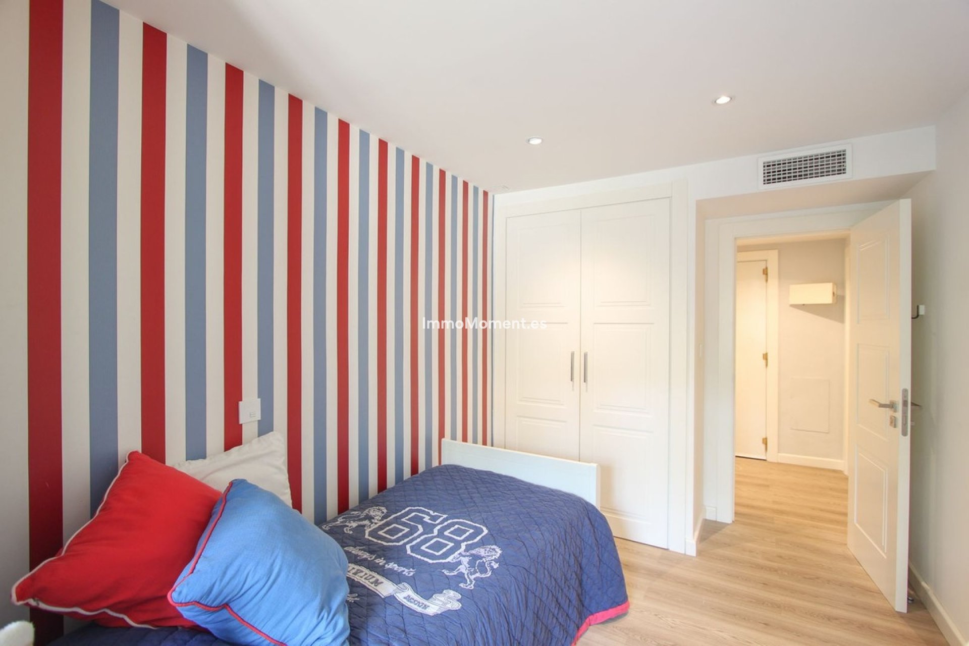 Resale - Apartment - Marbella - Guadalmina Alta