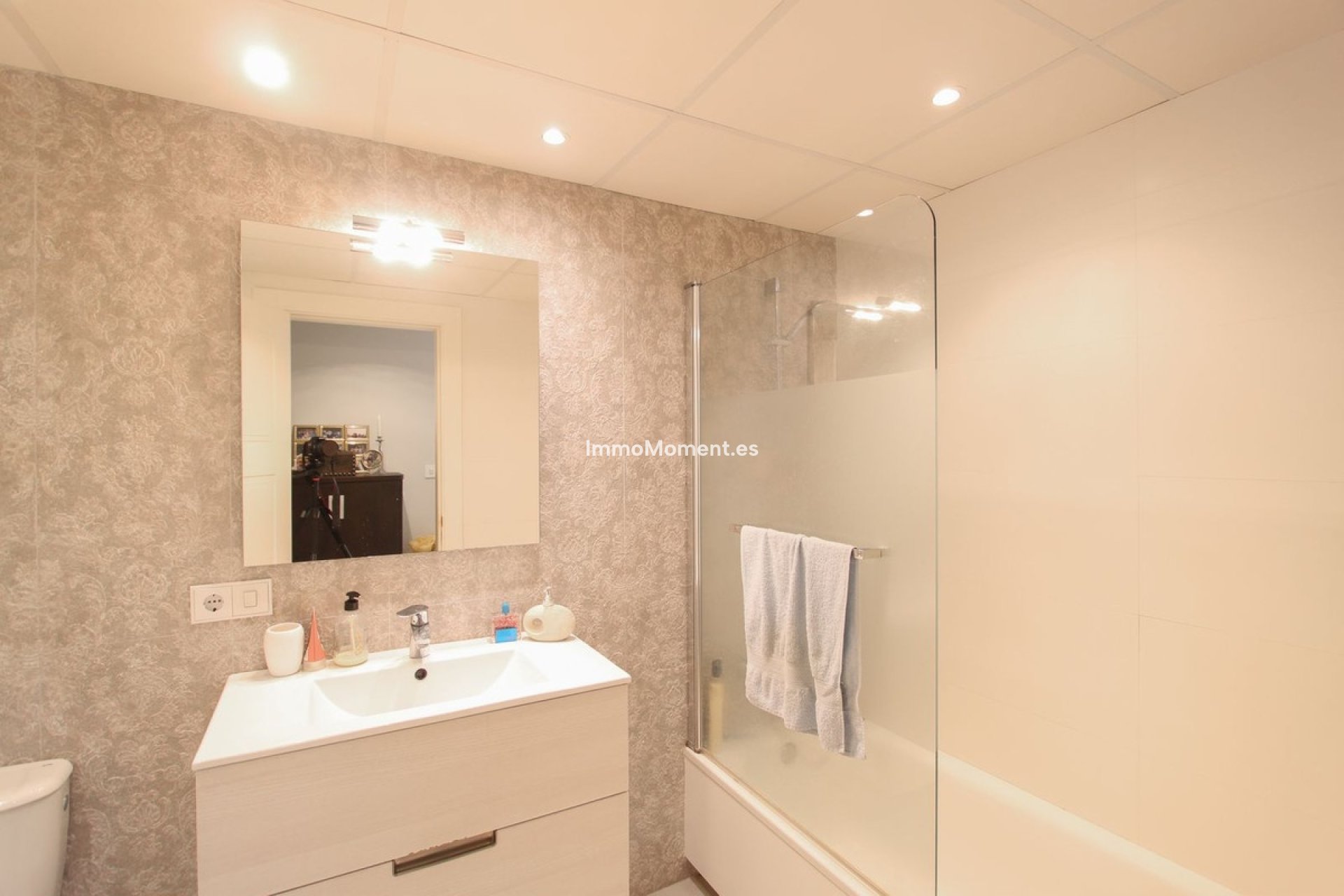 Resale - Apartment - Marbella - Guadalmina Alta