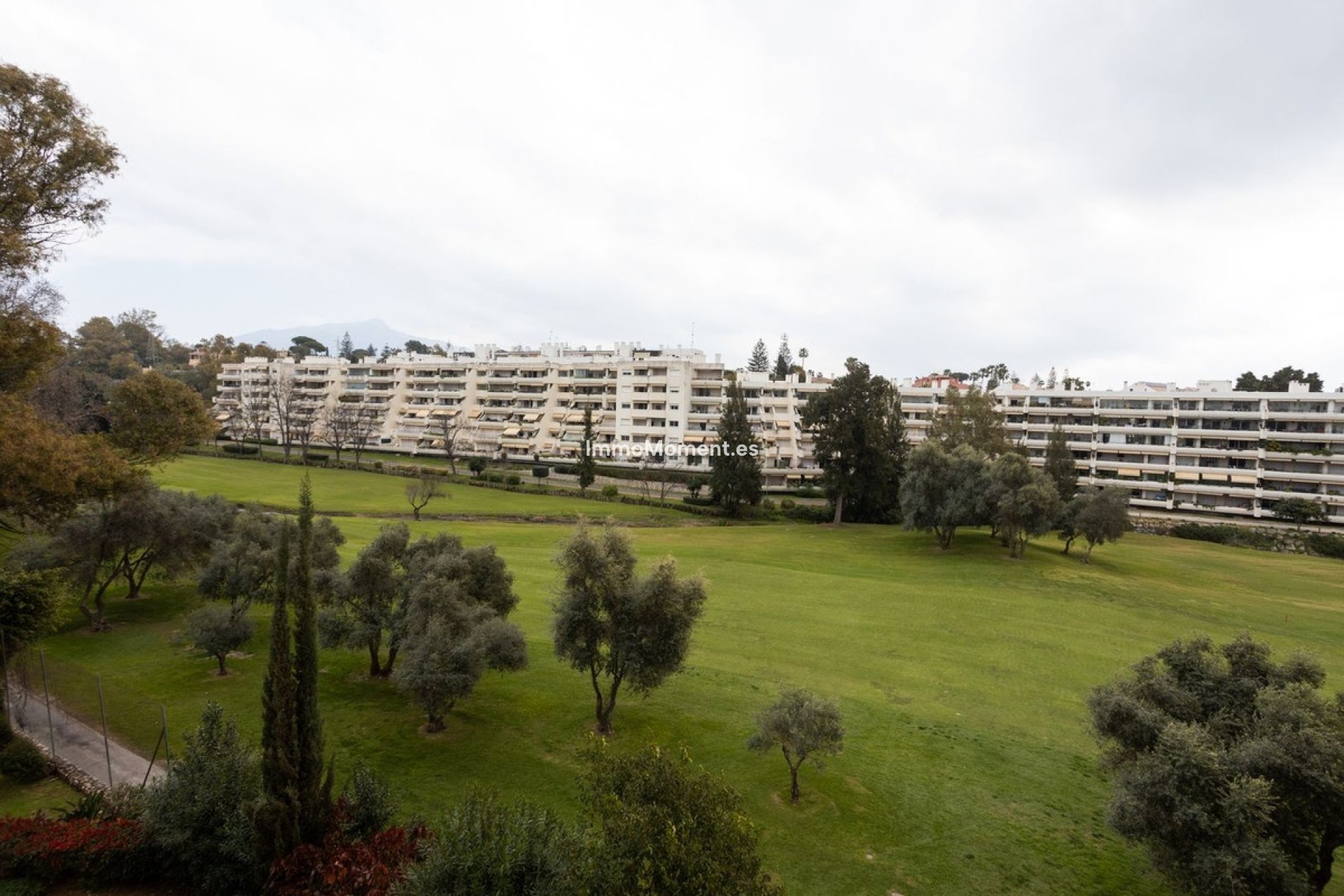 Resale - Apartment - Marbella - Guadalmina Alta