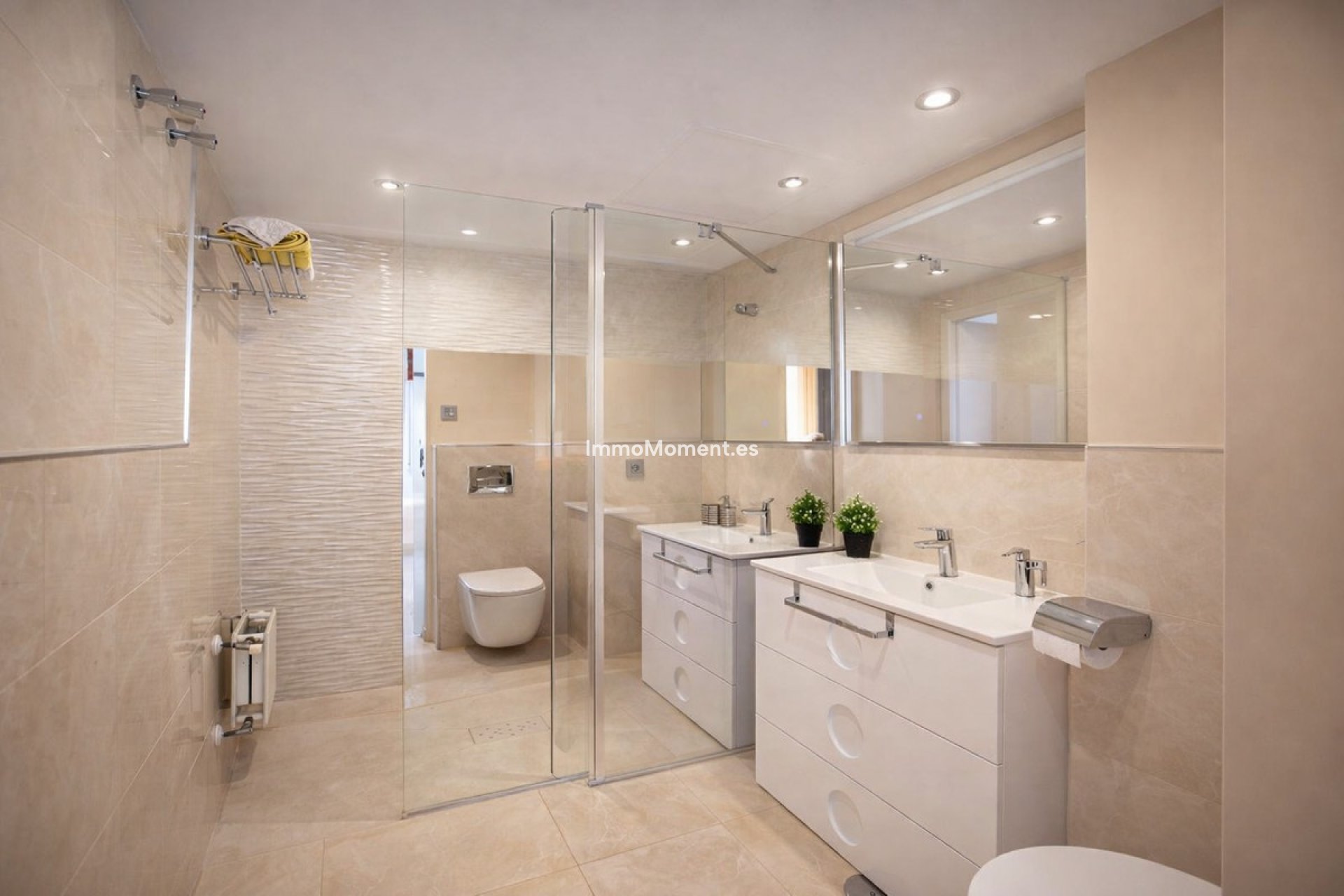 Resale - Apartment - Marbella - Guadalmina Alta