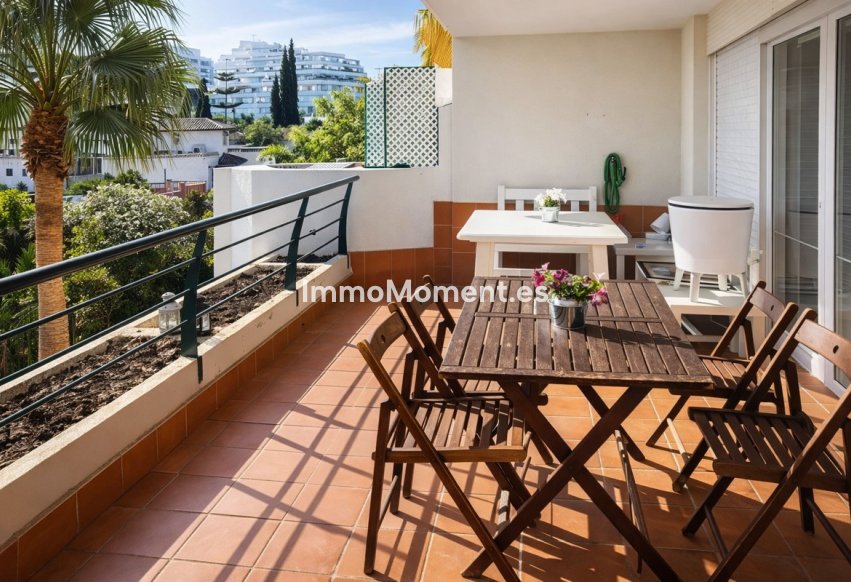 Resale - Apartment - Marbella - Guadalmina Alta