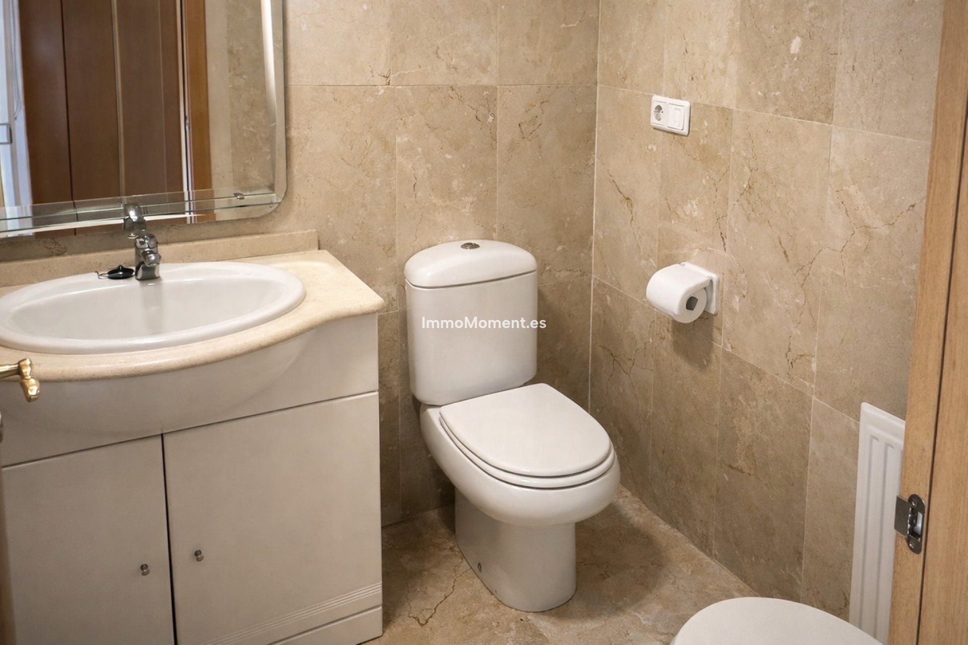 Resale - Apartment - Marbella - Guadalmina Alta