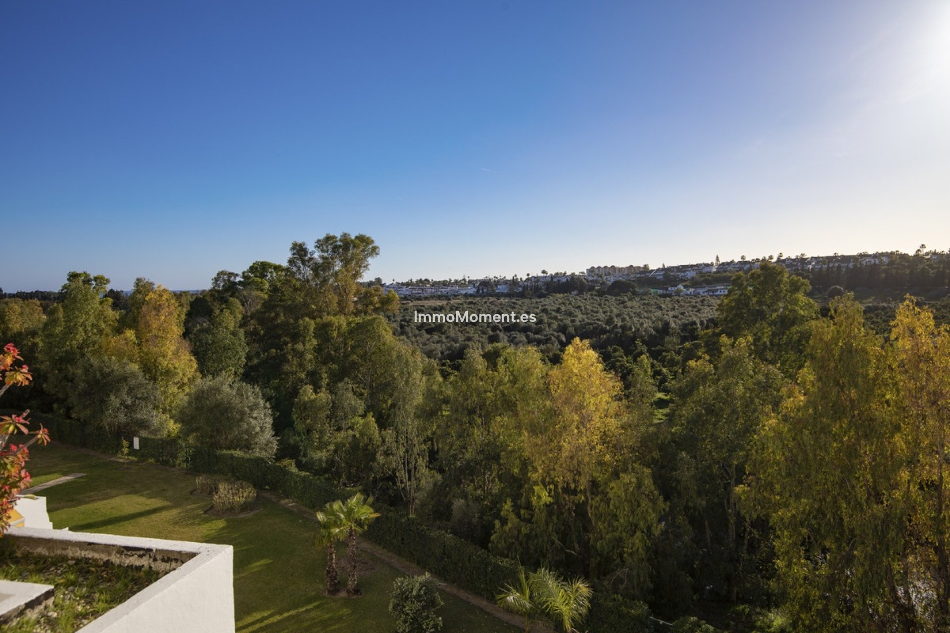 Resale - Apartment - Marbella - Guadalmina Alta