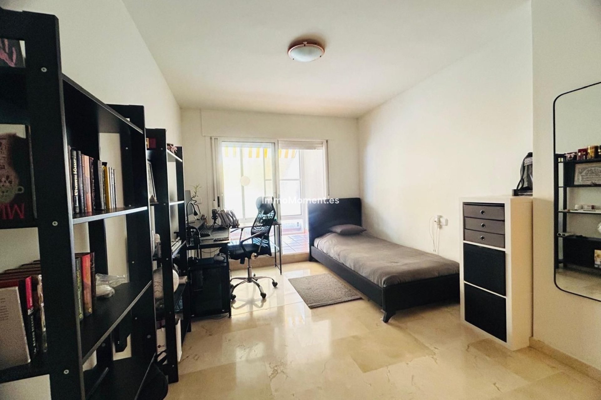 Resale - Apartment - Marbella - Guadalmina Alta