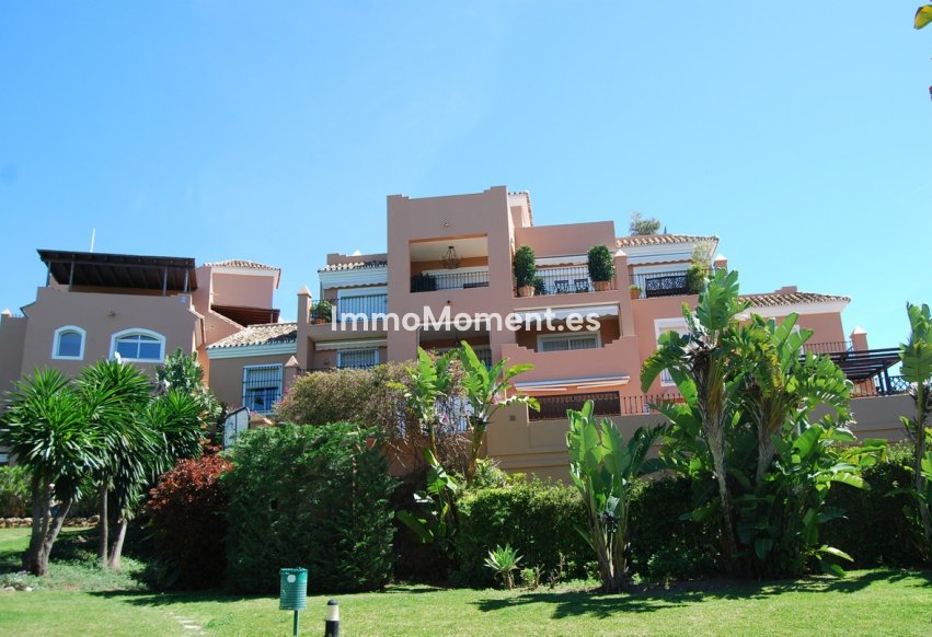 Resale - Apartment - Marbella - Guadalmina Alta