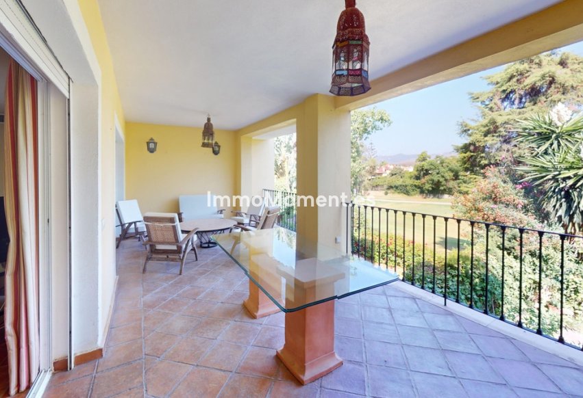 Resale - Apartment - Marbella - Guadalmina Alta