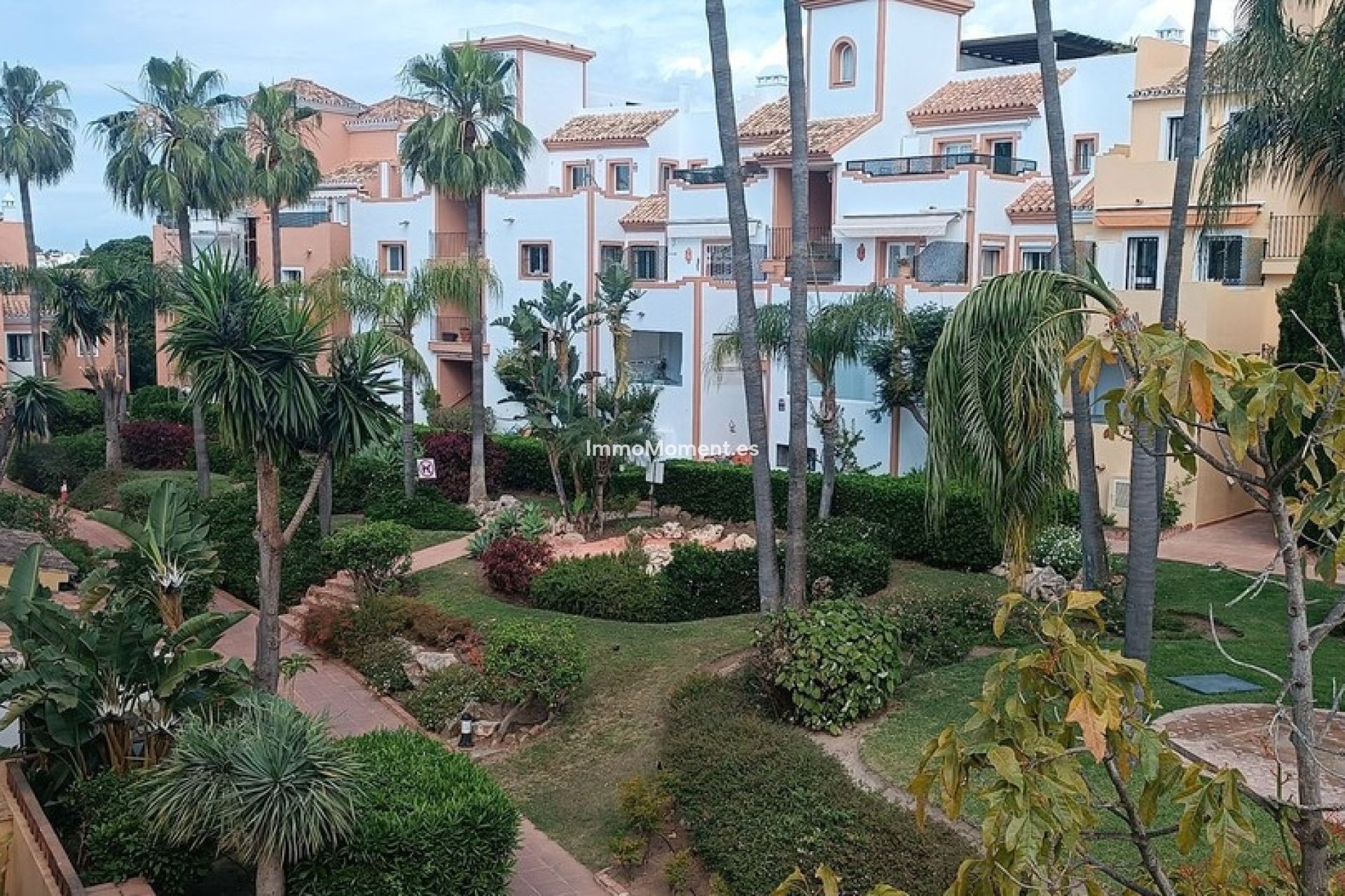 Resale - Apartment - Marbella - Guadalmina Alta