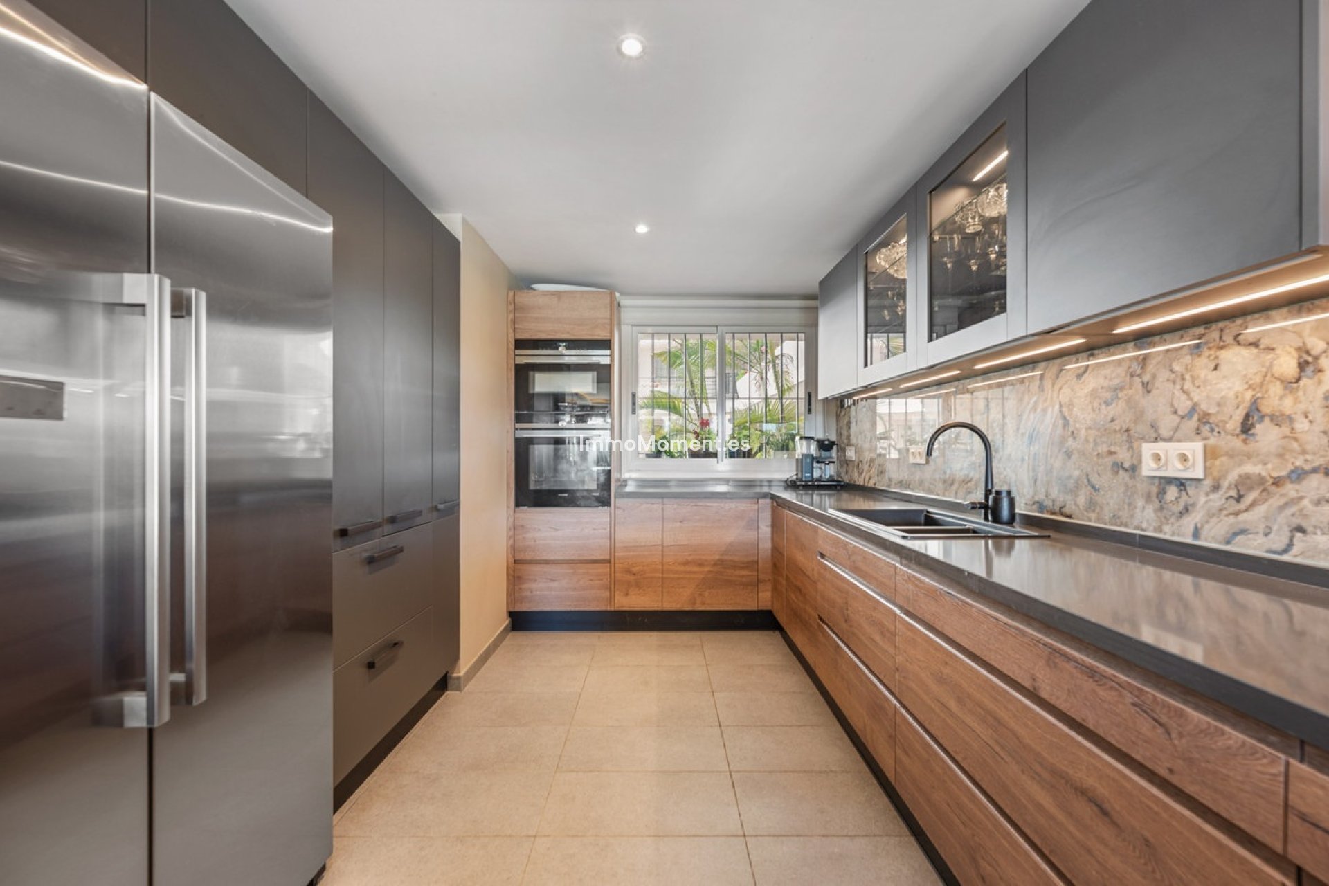 Resale - Apartment - Marbella - Guadalmina Alta
