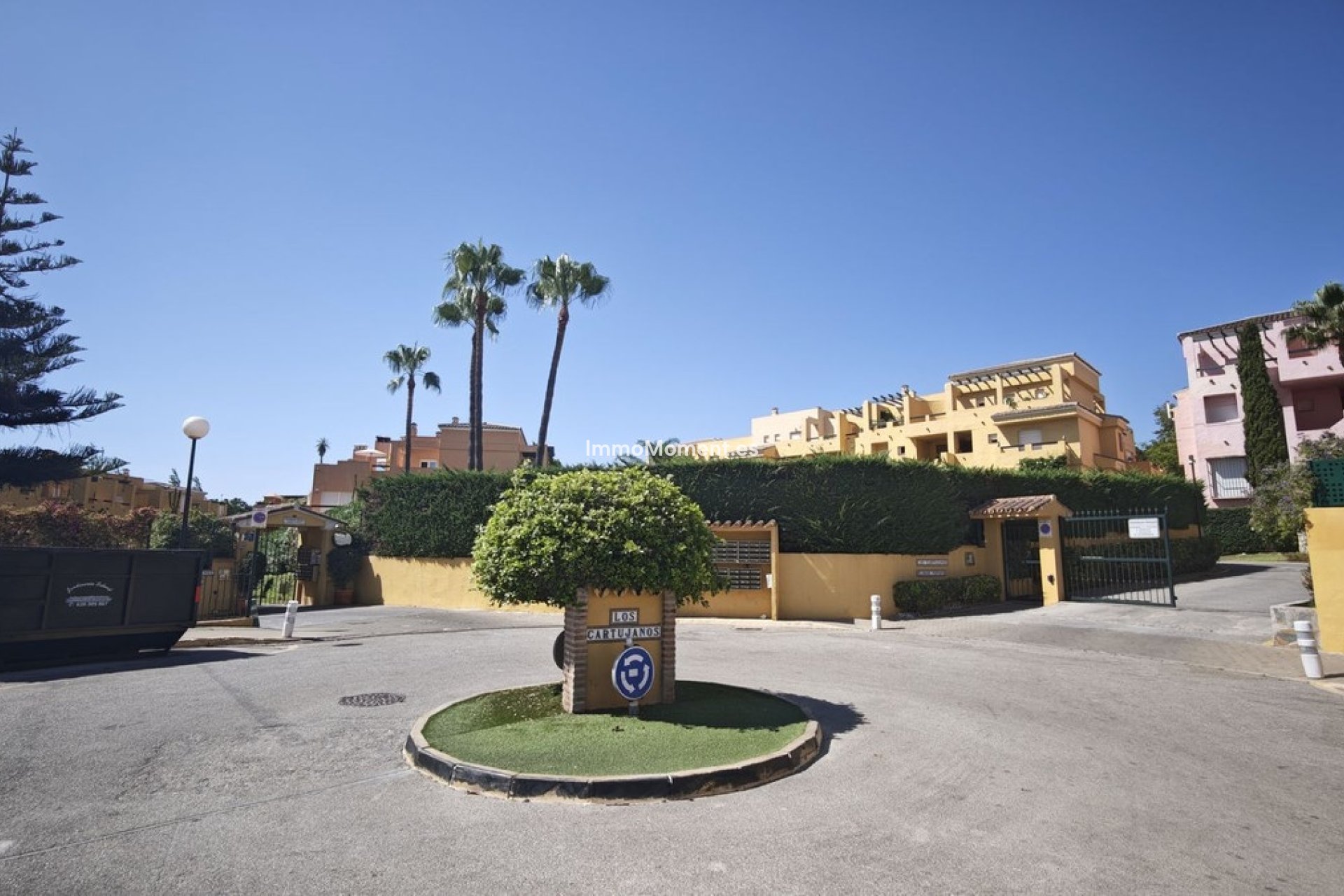 Resale - Apartment - Marbella - Guadalmina Alta