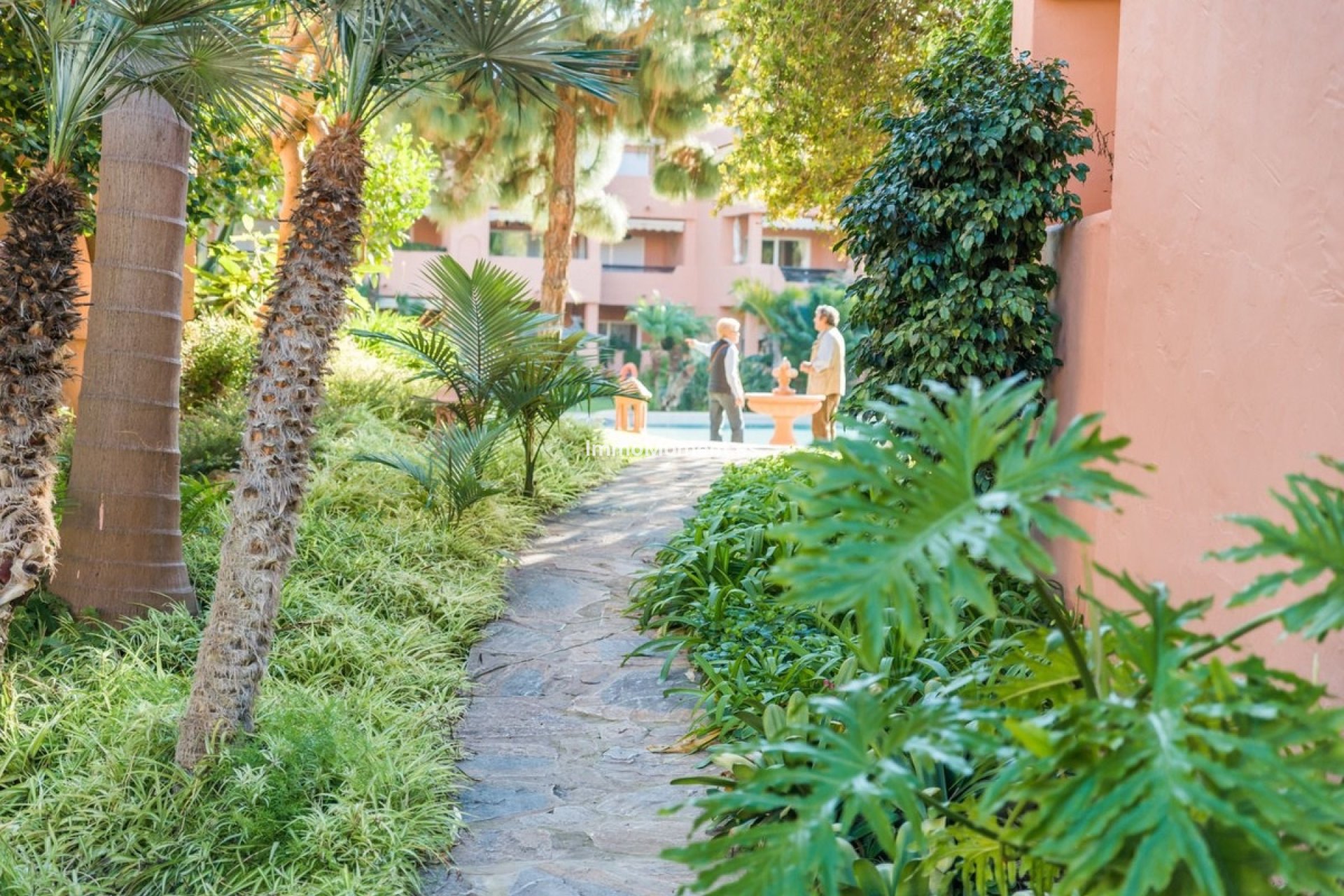 Resale - Apartment - Marbella - Guadalmina Baja