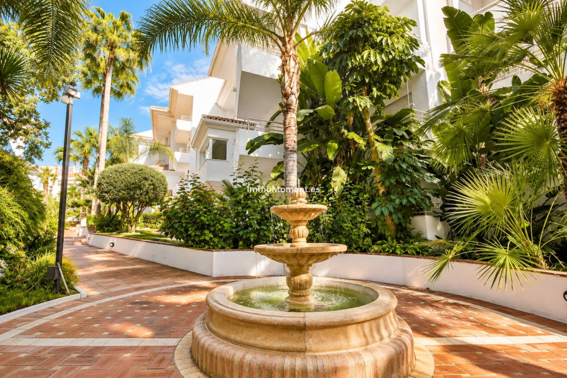 Resale - Apartment - Marbella - Guadalmina Baja