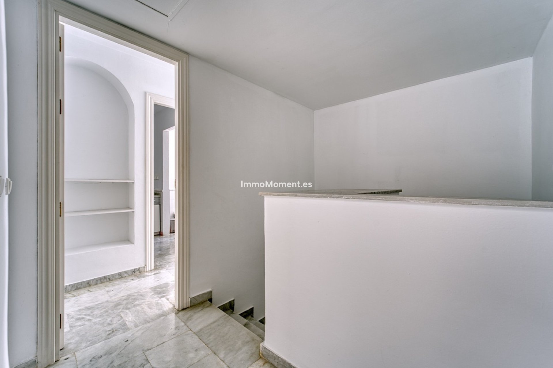 Resale - Apartment - Marbella - Guadalmina Baja