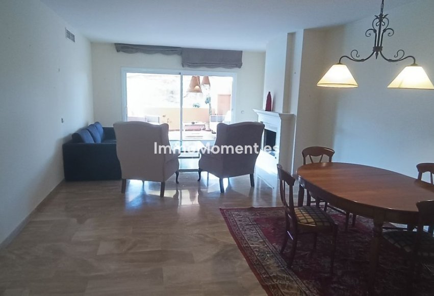 Resale - Apartment - Marbella - Guadalmina Baja