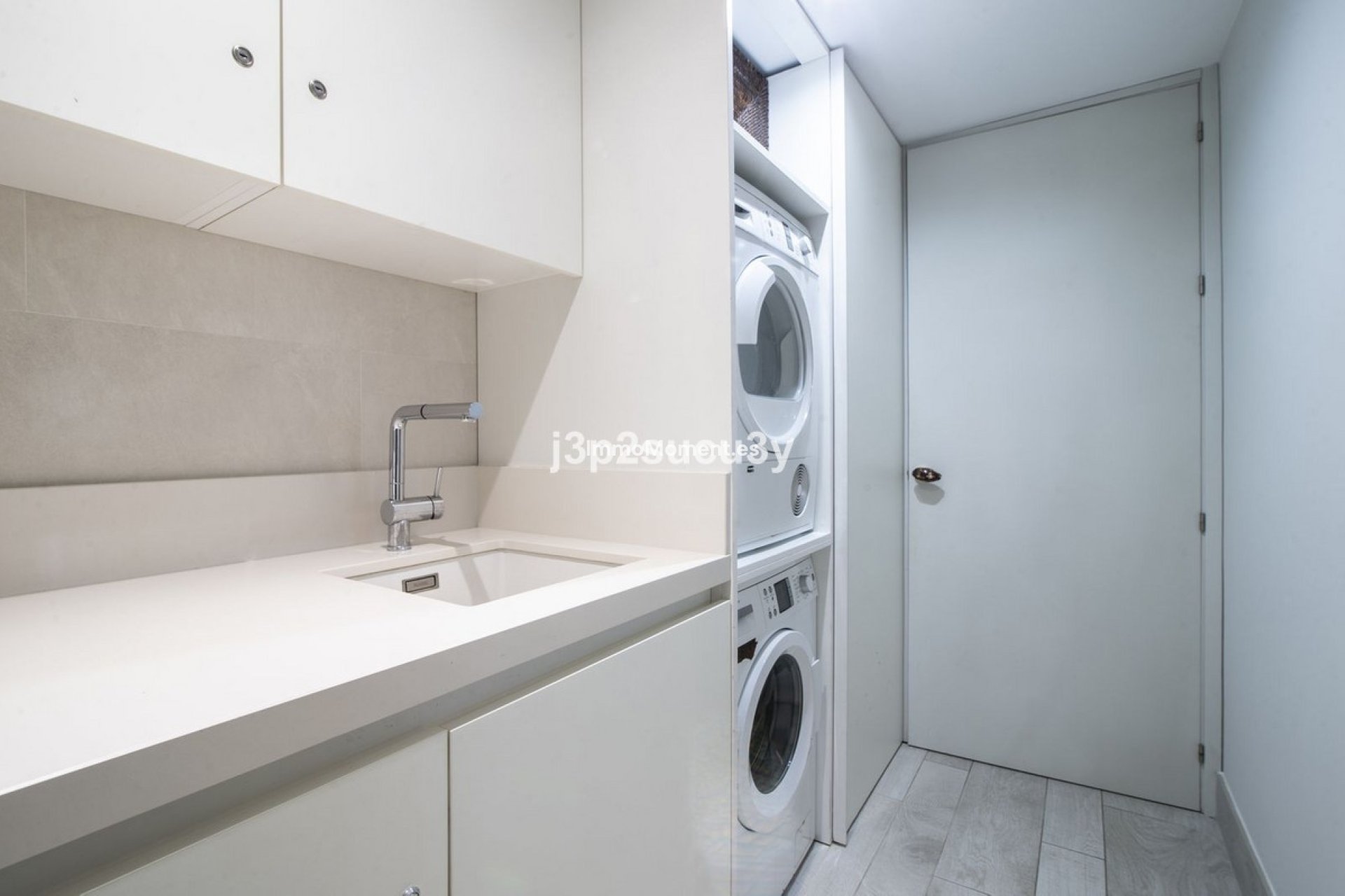 Resale - Apartment - Marbella - Guadalmina Baja