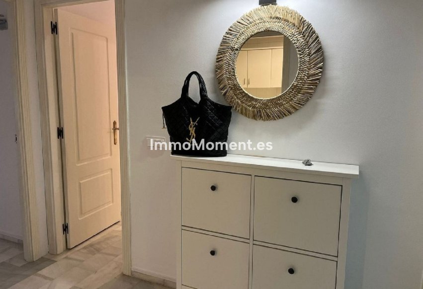 Resale - Apartment - Marbella - Guadalmina Baja