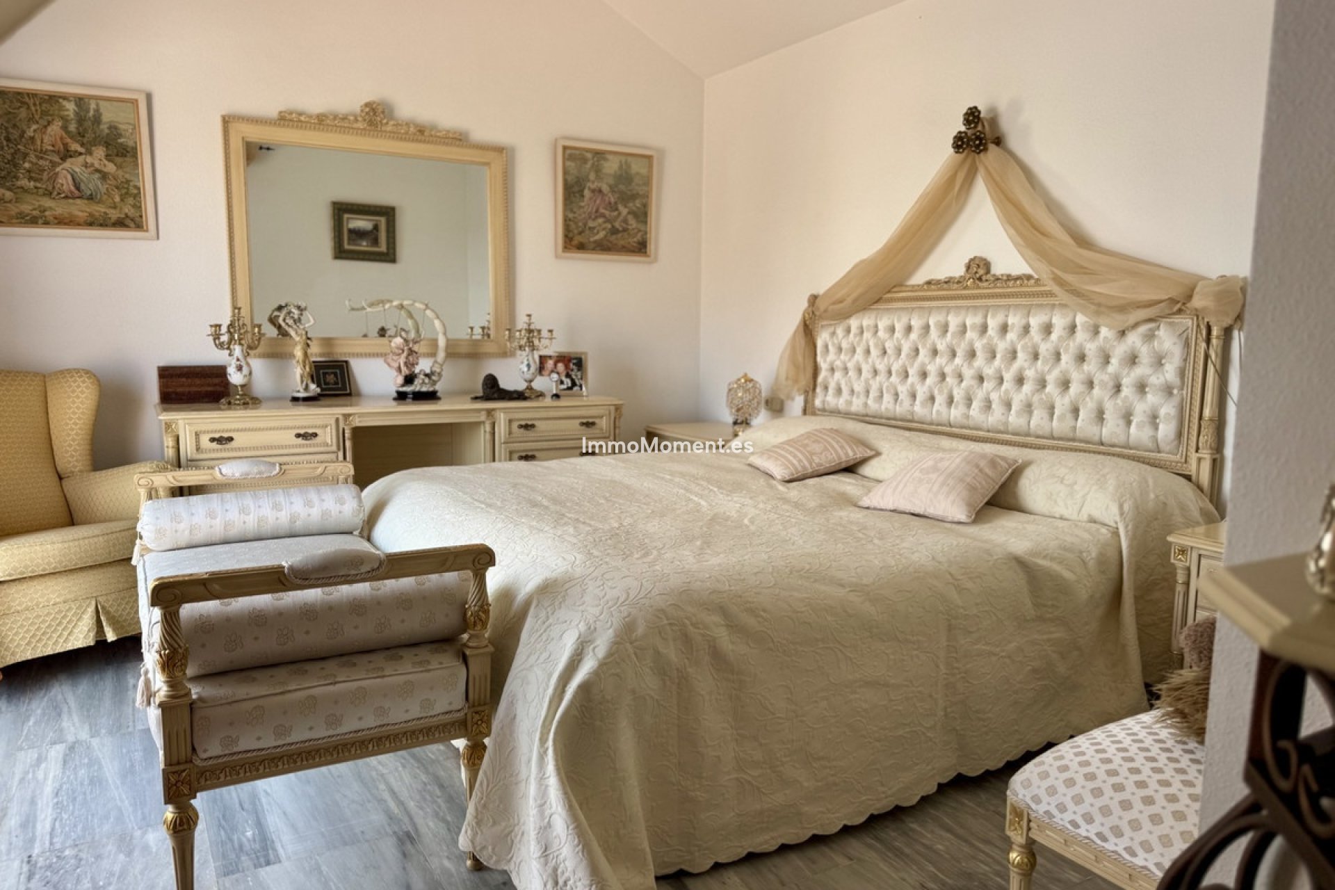 Resale - Apartment - Marbella - Guadalmina Baja