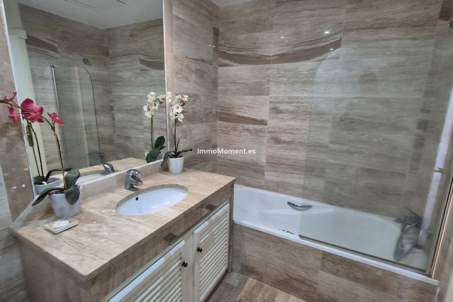 Resale - Apartment - Marbella - Guadalmina Baja