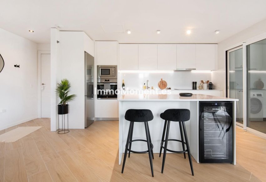 Resale - Apartment - Marbella - La Campana