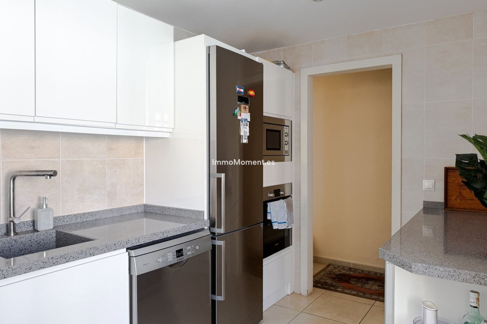 Resale - Apartment - Marbella - La Campana