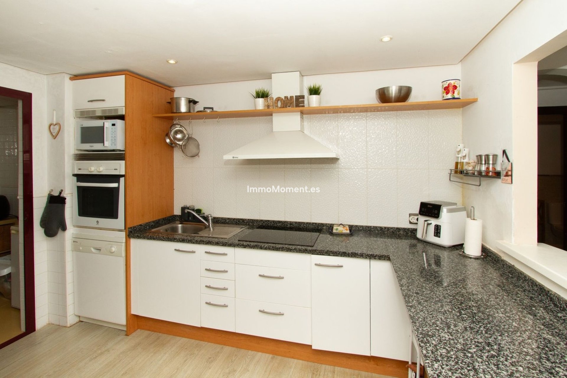 Resale - Apartment - Marbella - La Mairena
